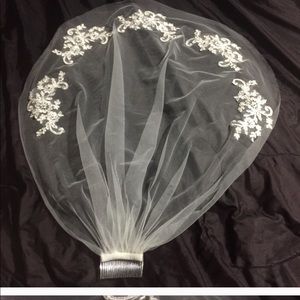 Lace Appliqué Wedding Veil